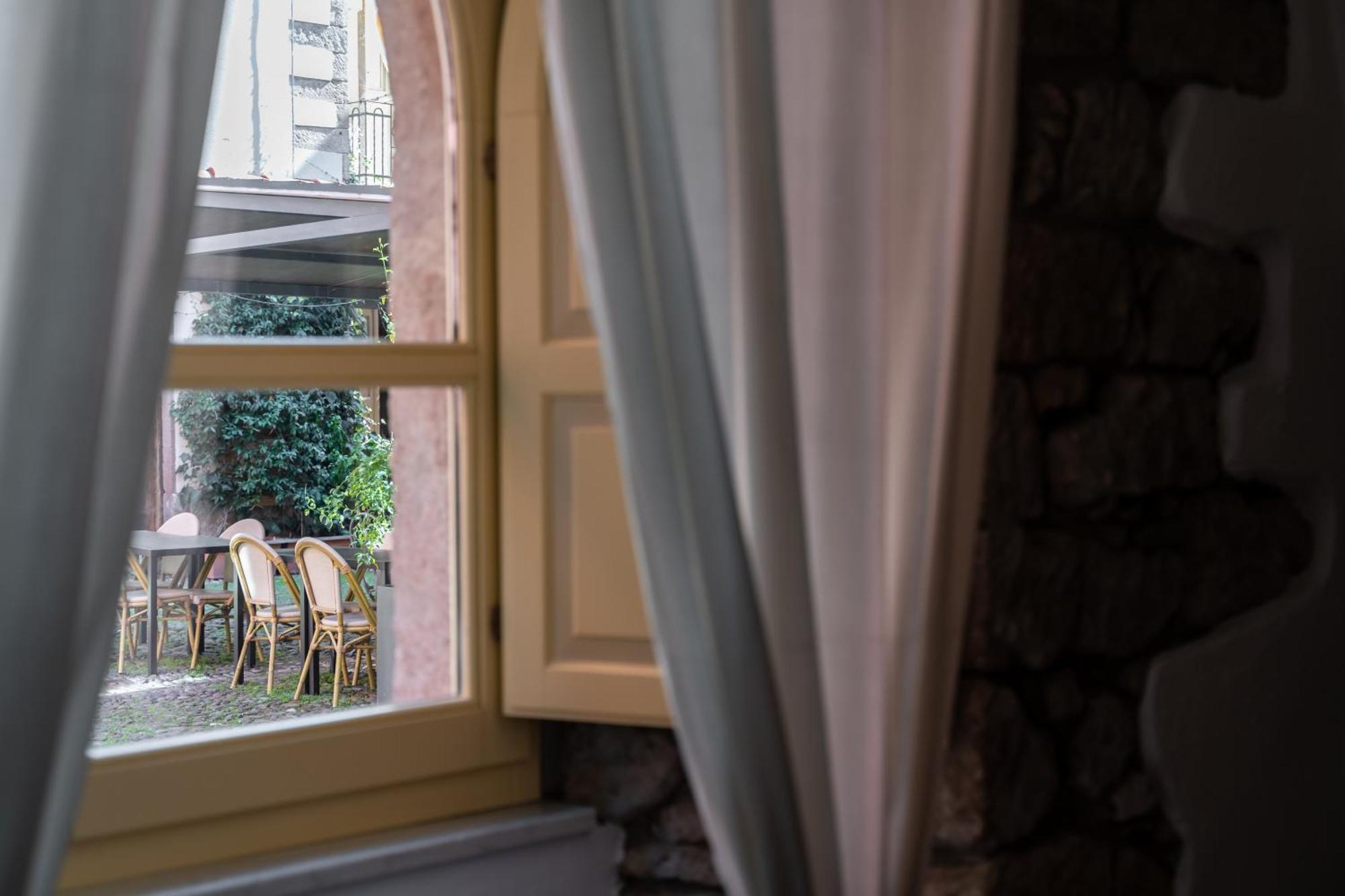 Locanda Di Corte บอซา ภายนอก รูปภาพ